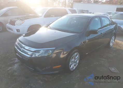 2011 Ford Fusion Se z USA, uszkodzony, nr VIN 3FAHP0HA5BR103080